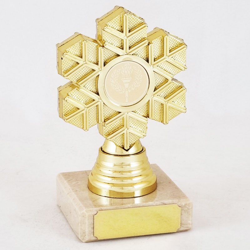 Figuuriplaketti P532 Hiutale, nelj&auml; kokoa